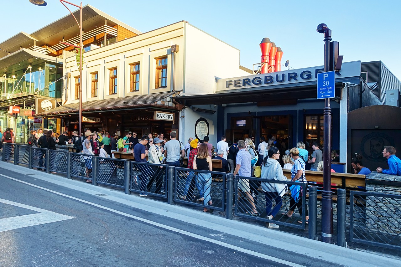 Queueing for Fergburger