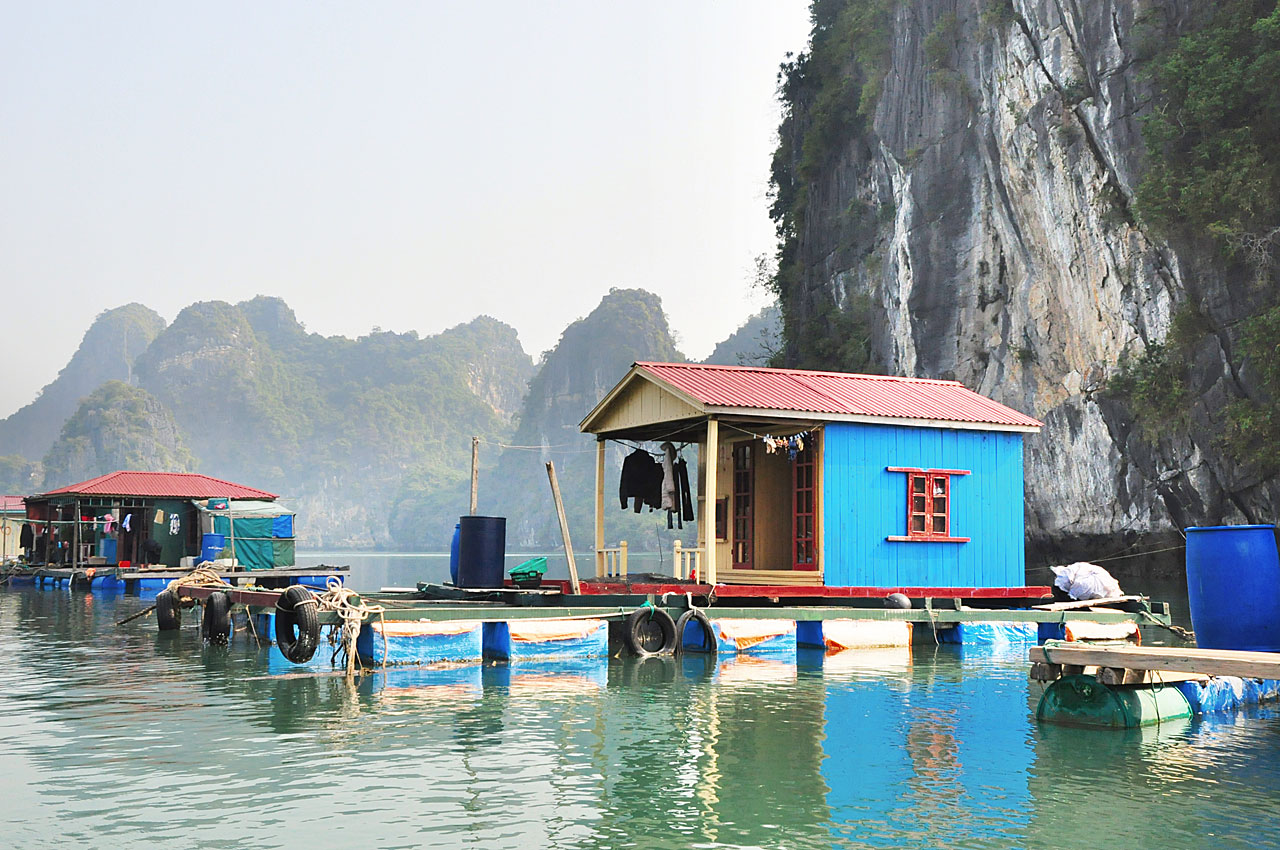 Vung Vieng Floating Village, Halong Bay