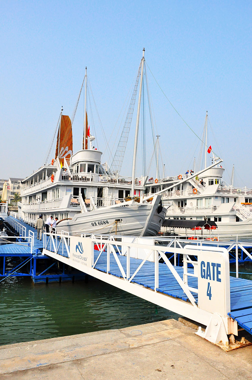 Paradise Cruises, Halong Bay