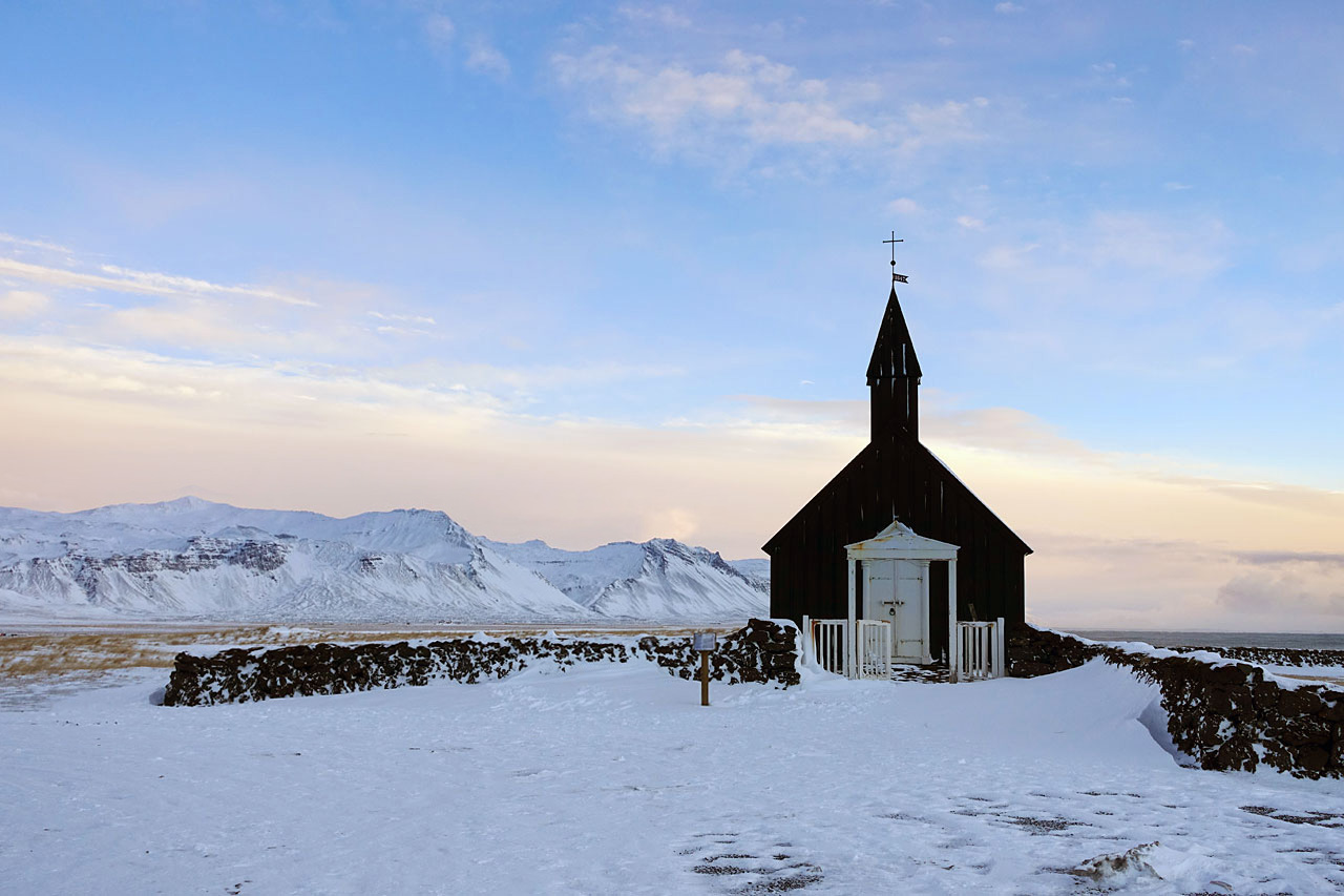 Búðir church