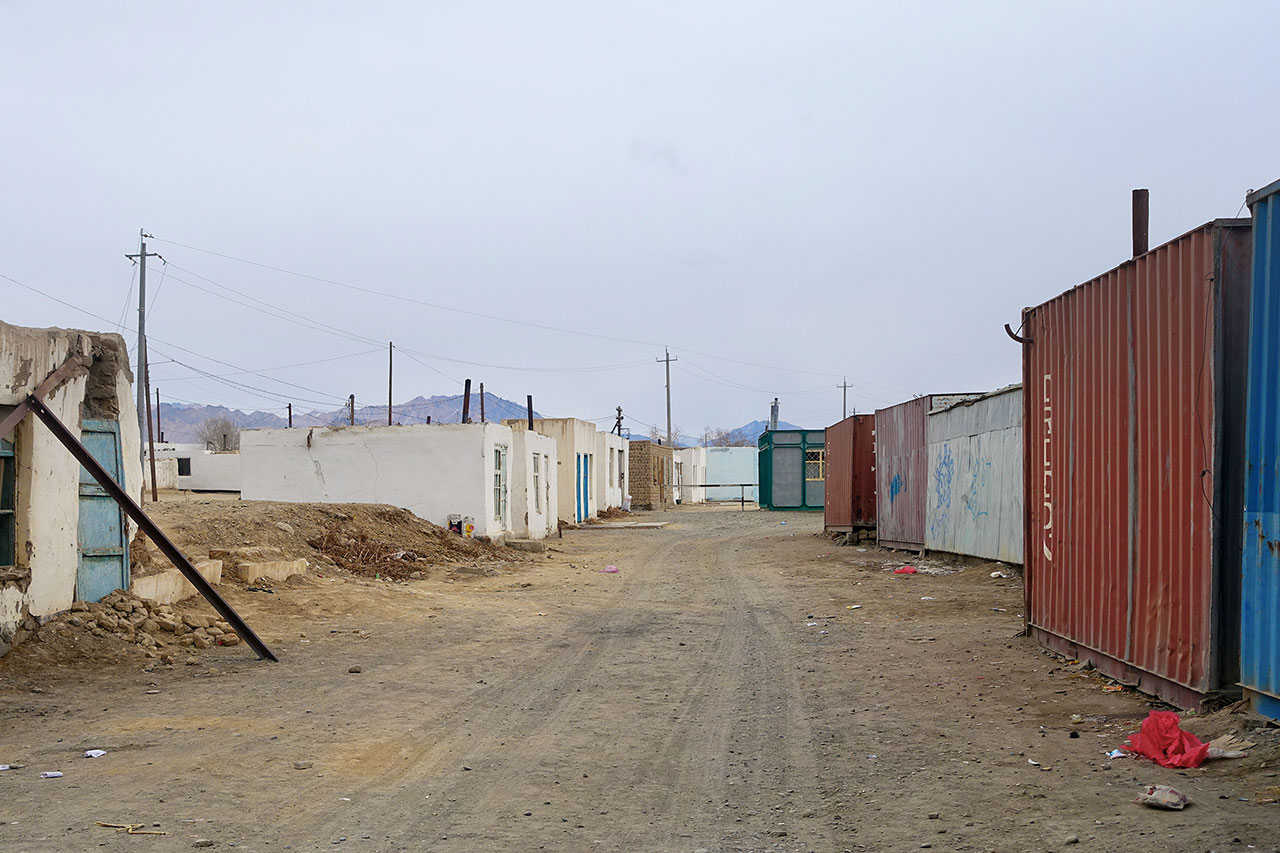Container bazaar in Murghab