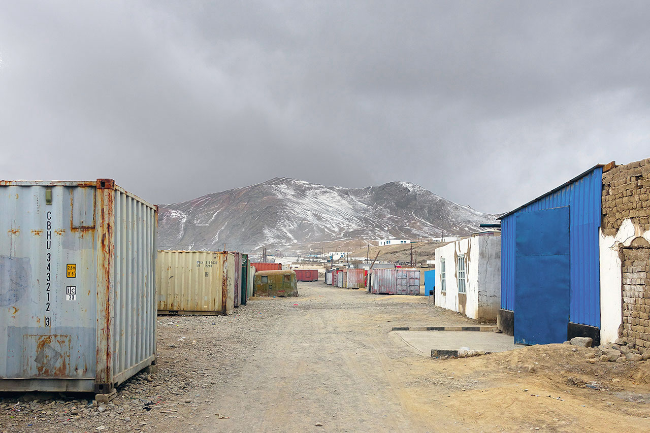 Container bazaar in Murghab