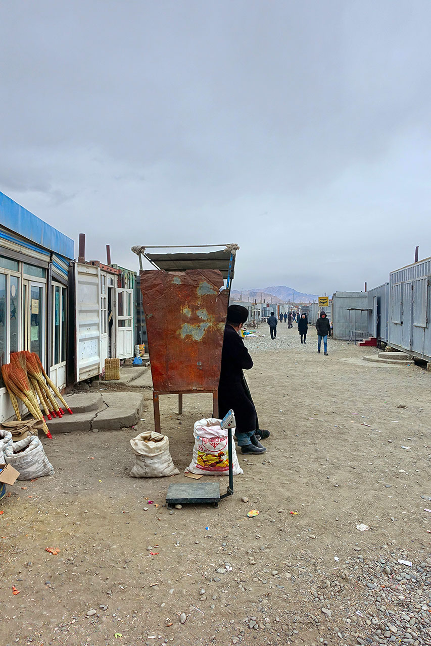 Container bazaar in Murghab