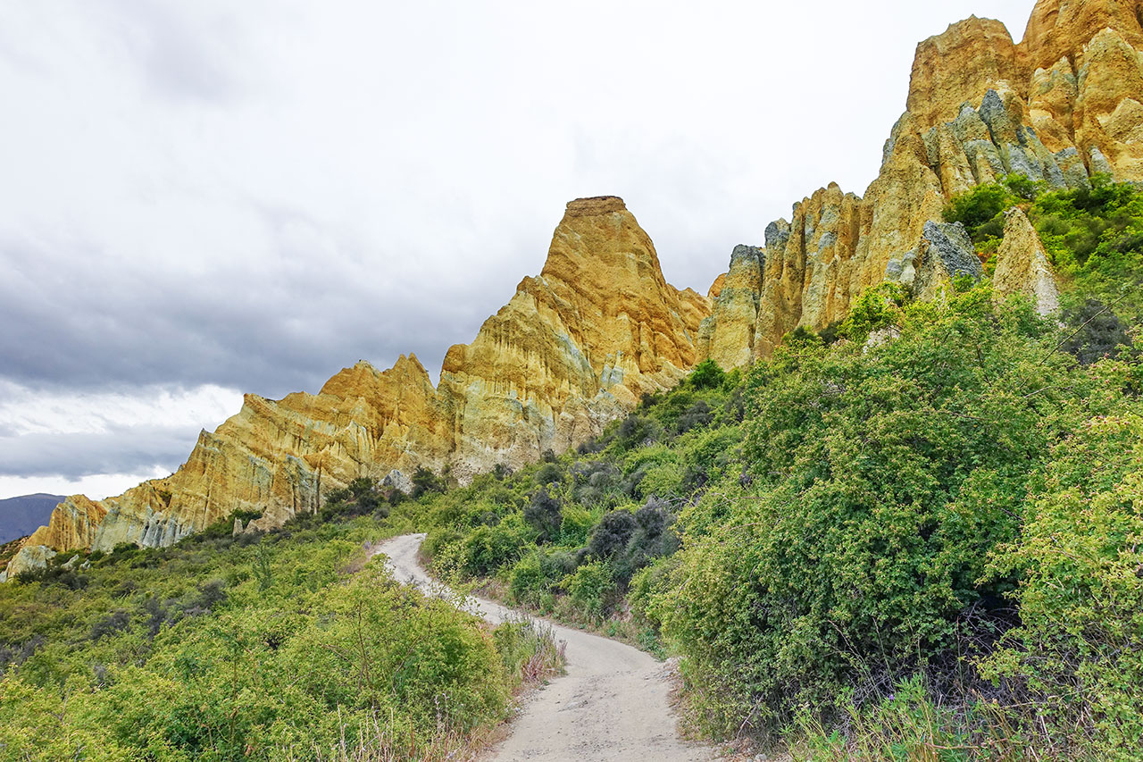Omarama Clay Cliffs