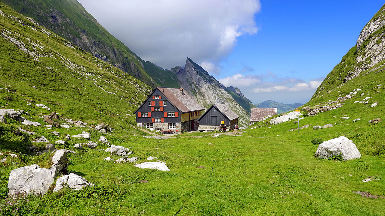 Schäfler Ridge Hike