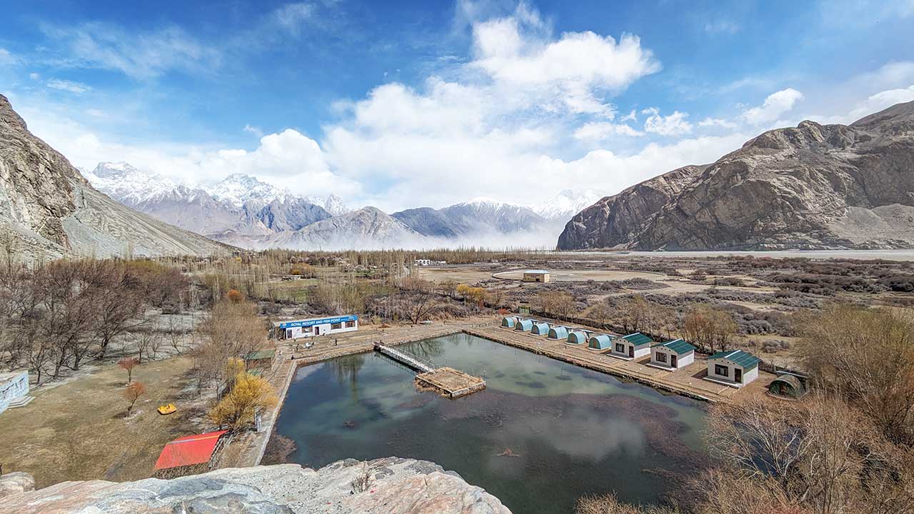Hidden Chomik Resort & Fish Farm