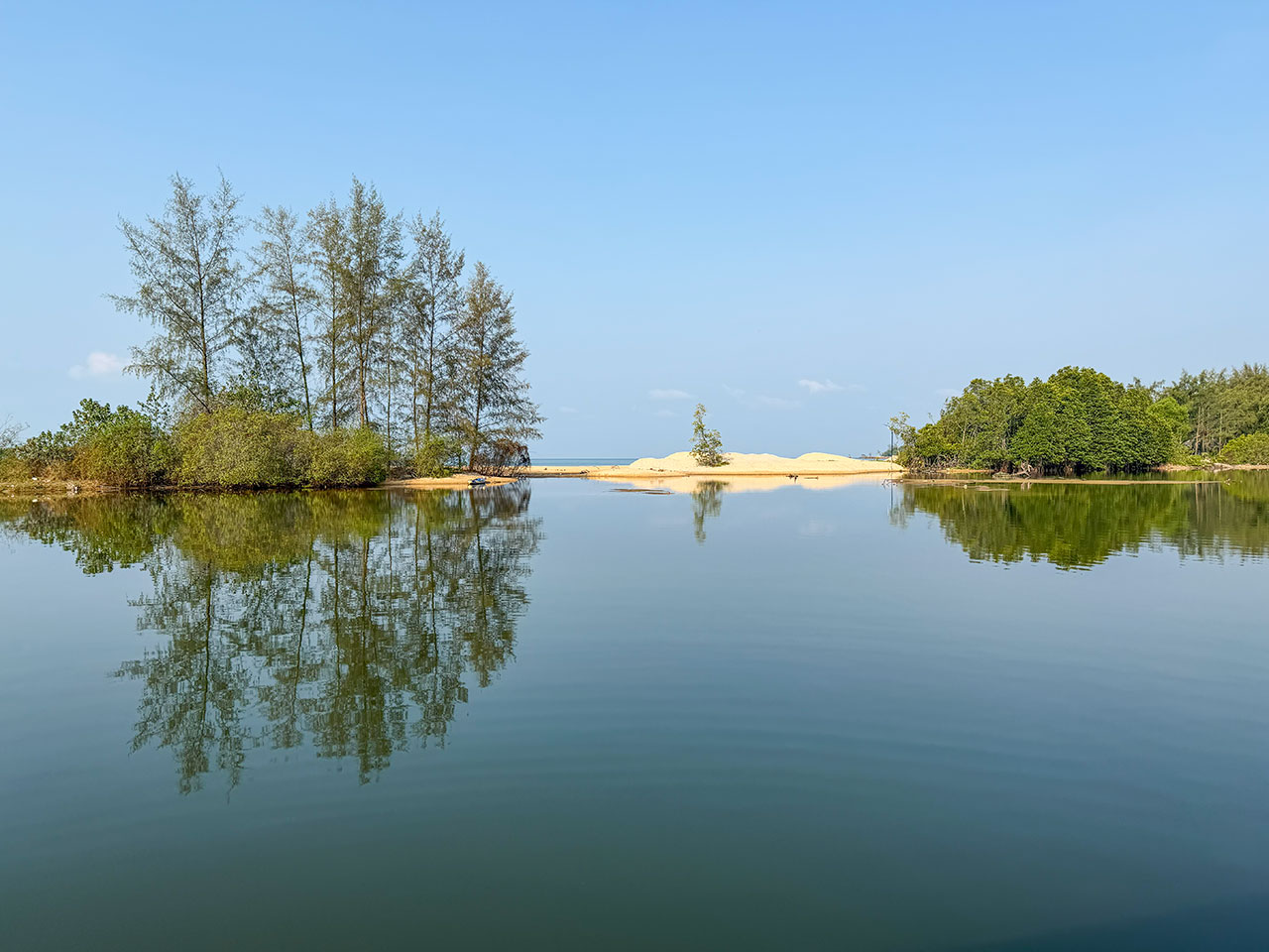 Eco Lagoon Resort