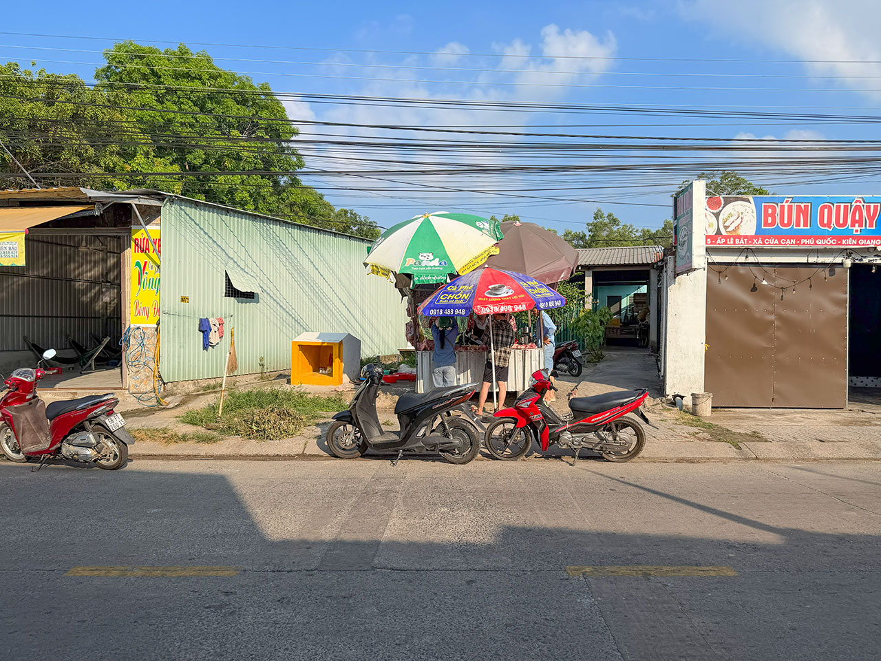Cua Can Market