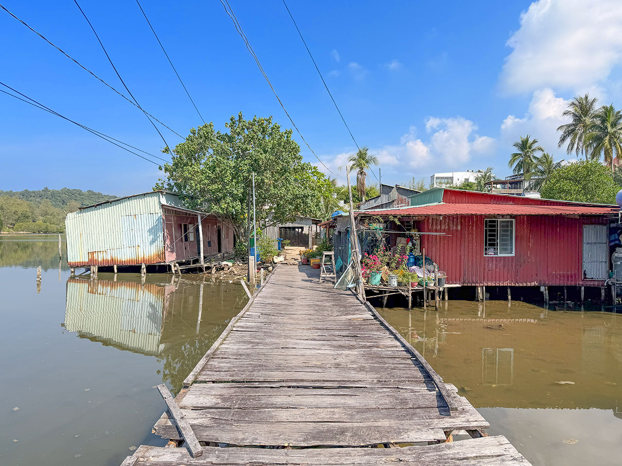 Cua Can Fishing Village