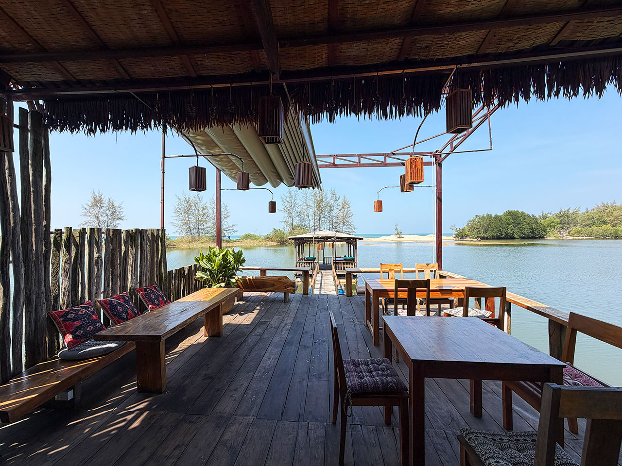 Eco Lagoon Resort