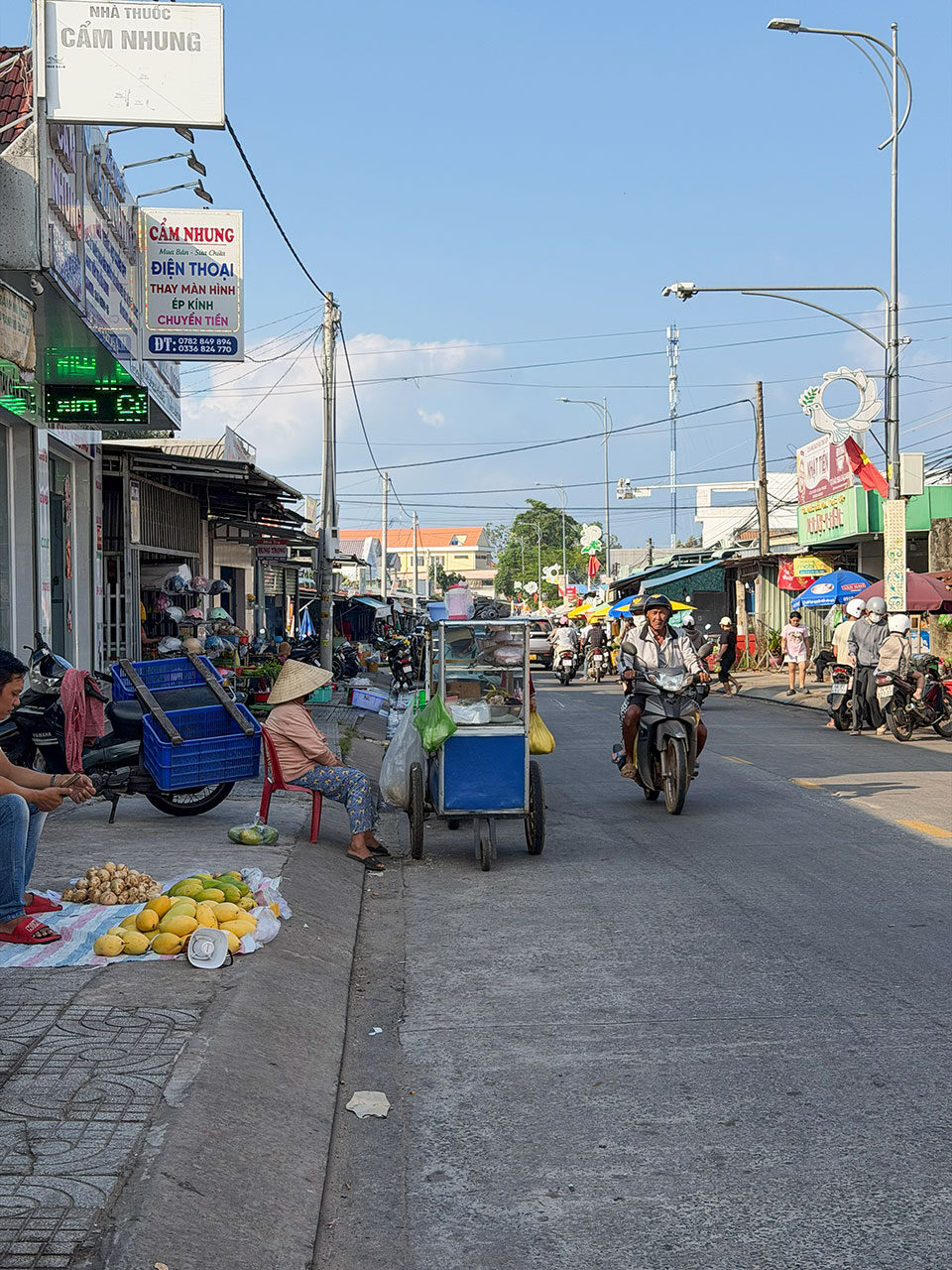 Cua Can Market