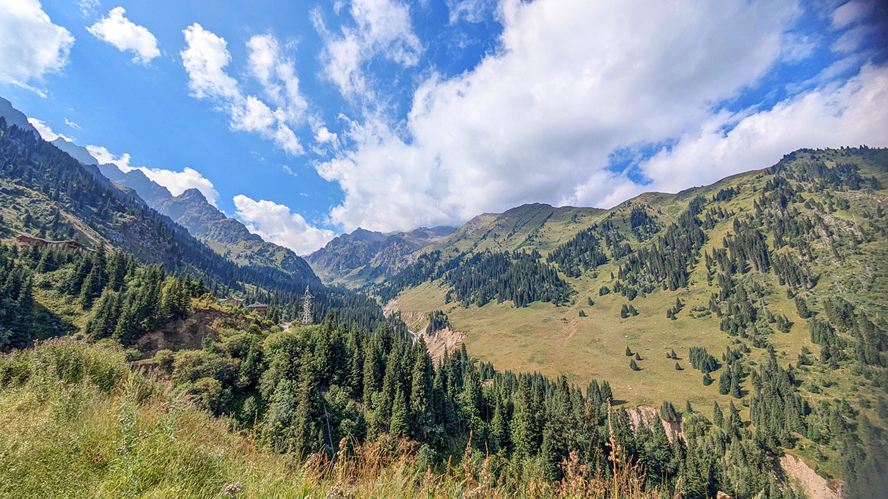 Hike to Manshuk Mametova Lake