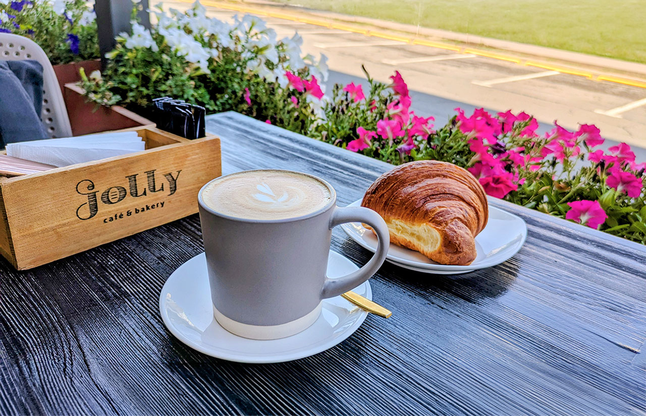 Jolly Cafe